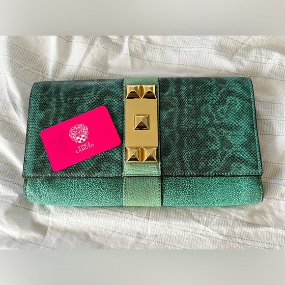 Vince Camuto Clutch - Picture 3 of 6